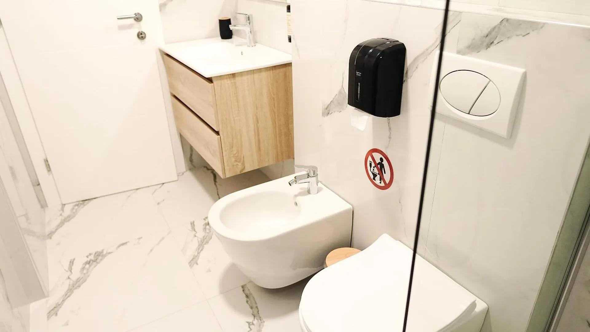 Apartment 101 Tirana 0*,  Albania