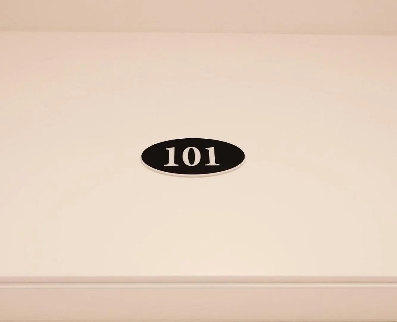Apartment 101 Tirana